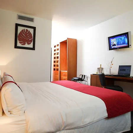 Bordeaux Sud - By Ihg מלון פסאק