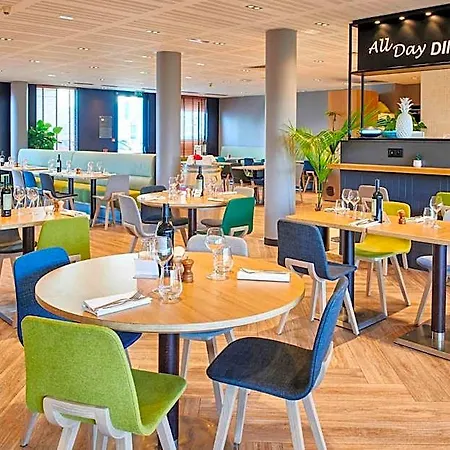Отель Bordeaux Sud - By Ihg Пессак
