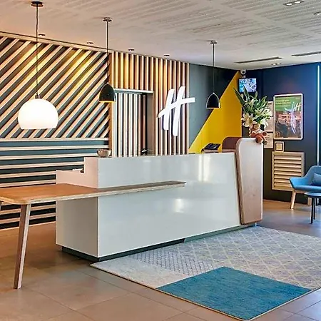 Отель Bordeaux Sud - By Ihg 4*