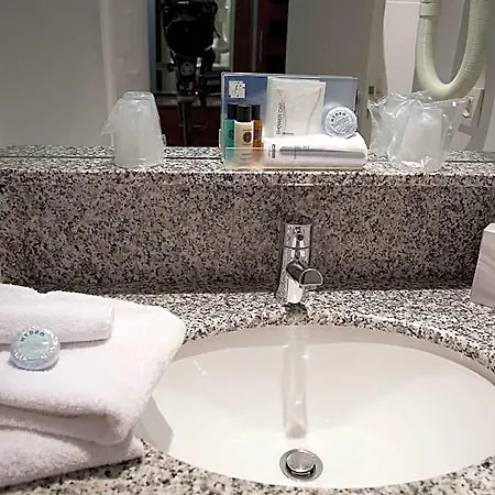 Bordeaux Sud - By Ihg 4* Пессак