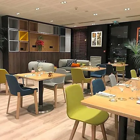 Отель Bordeaux Sud - By Ihg 4*