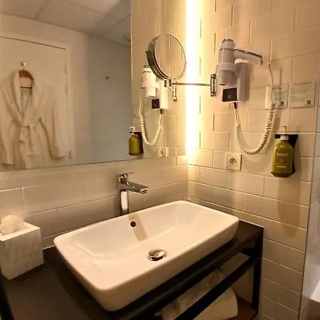 Bordeaux Sud - By Ihg Hotell